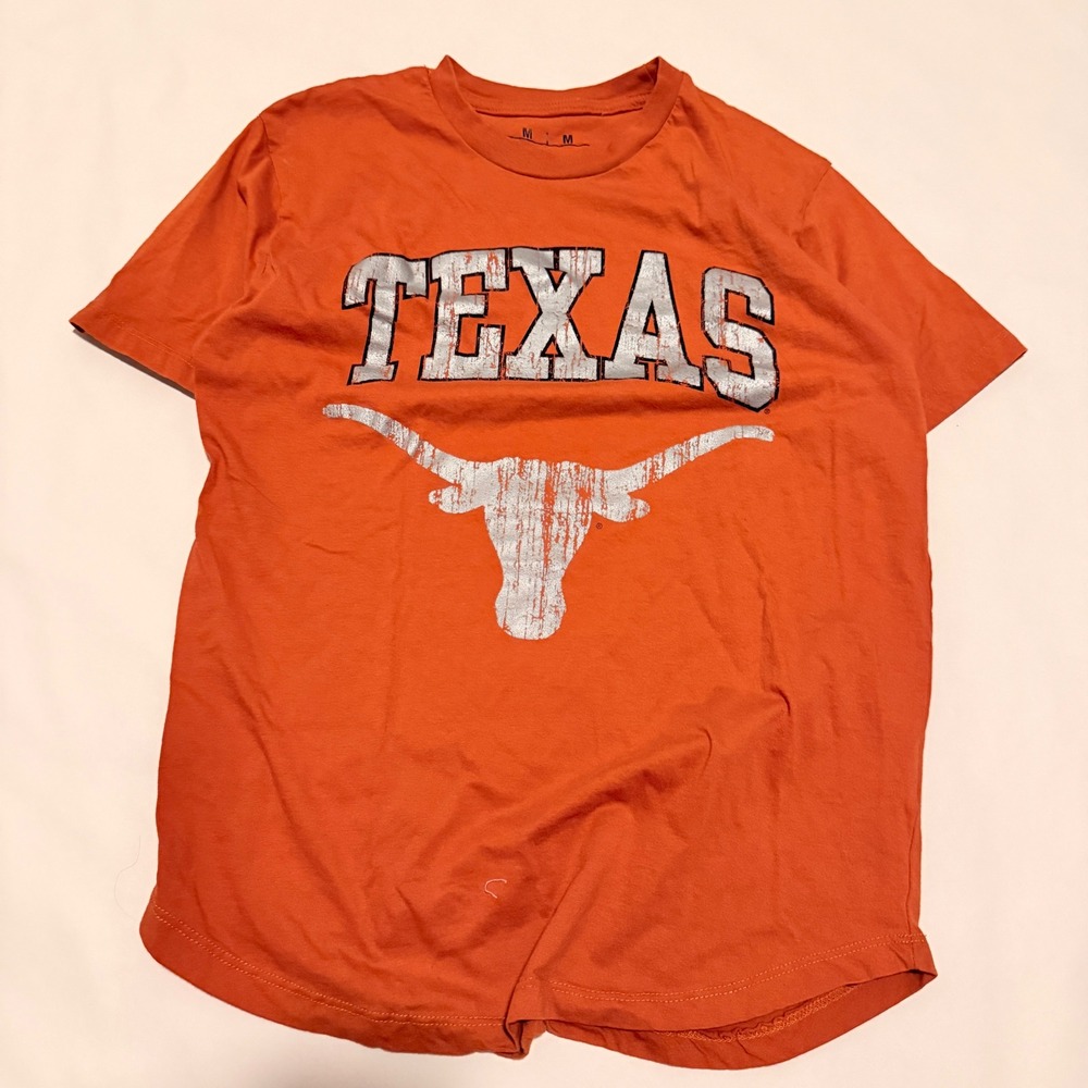 Texas Longhorns T-Shirt Women Medium Burnt Orange Distressed Graphic Curved Hem
